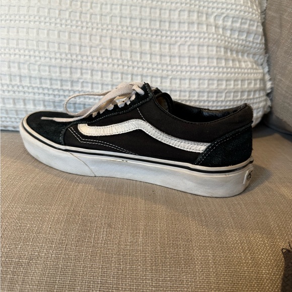 Vans Old Skool Black With White Stripe Men’s Size 7.5 Womens Size 9 off the wall - Picture 8 of 14